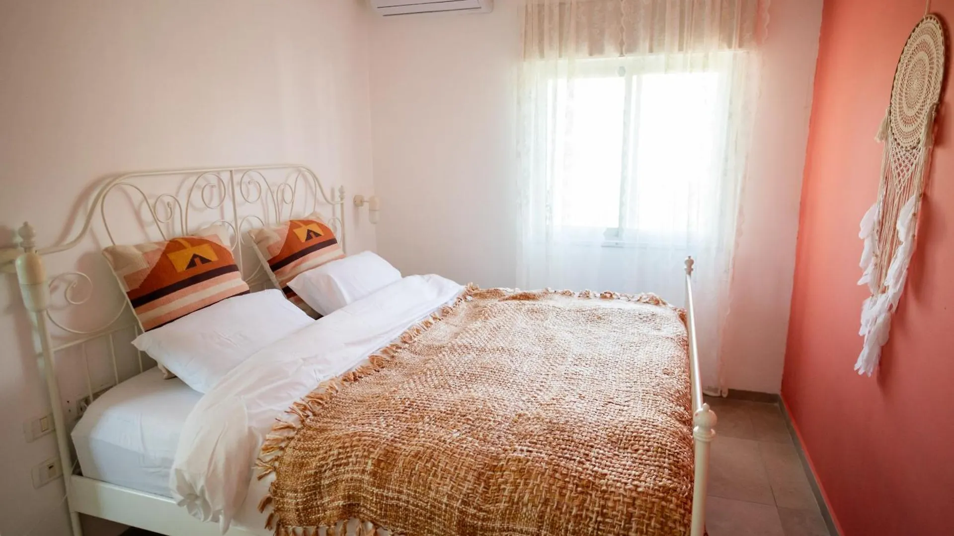 Beachside Spacious 2Br Family Home Haifa Apartment